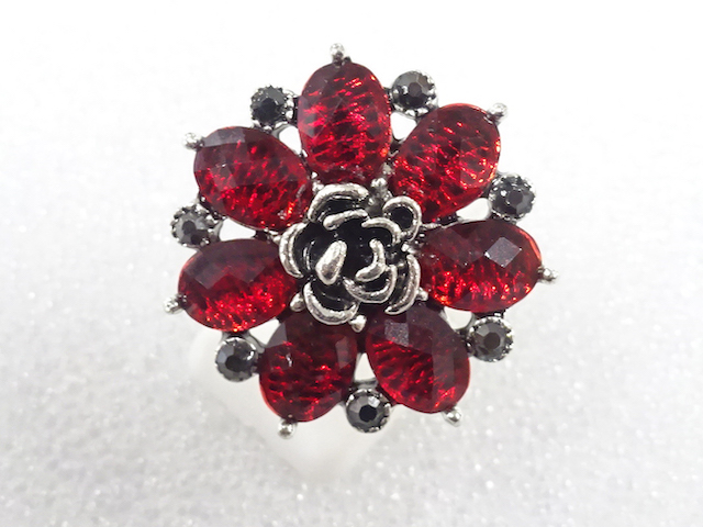 JAPANESE KIMONO / ANTIQUE COLORED STONE RING (SIZE 15.5)